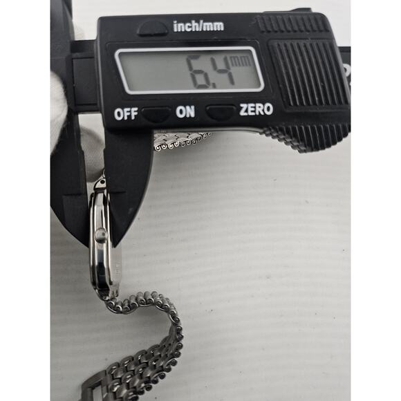 Mens Bulova Caravelle Ultra Slim Elegant Tank Watch Quartz New Battery Runs Well - Picture 7 of 10